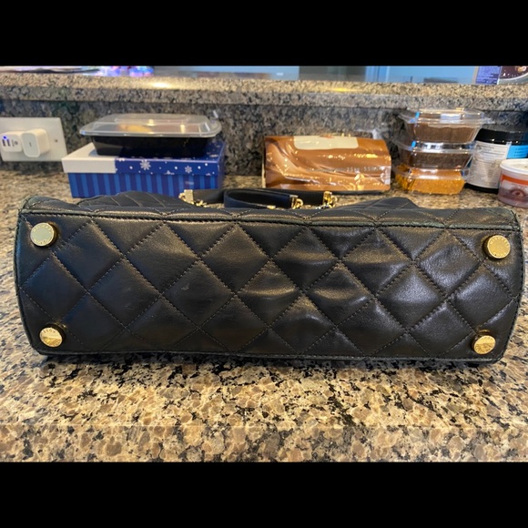 Michael Kors Black Quilted leather tote - Picture 5 of 7